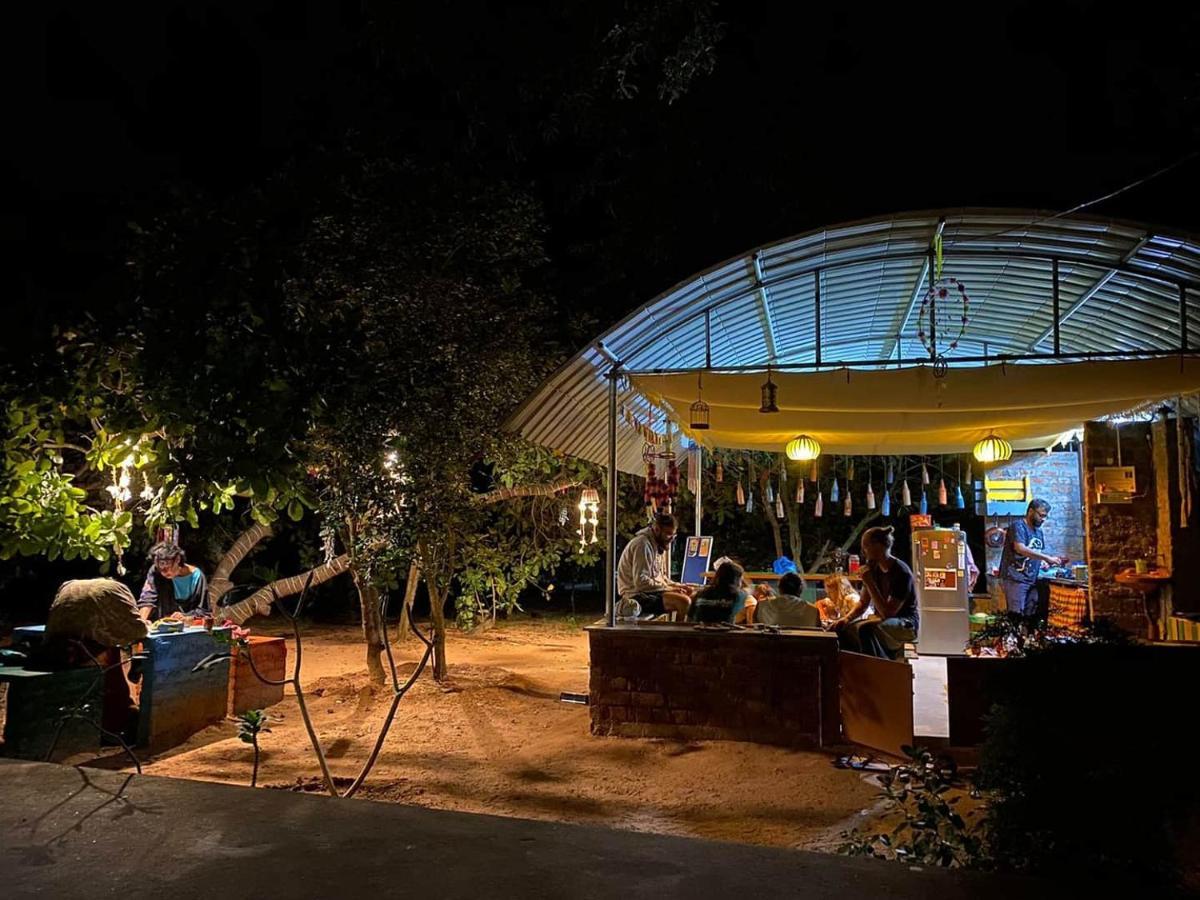 The Dreamcatcher Vandrarhem Auroville Exteriör bild